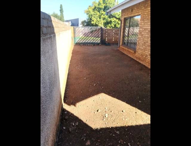 3 BEDROOM HOUSE FOR SALE IN SPRUIT VIEW